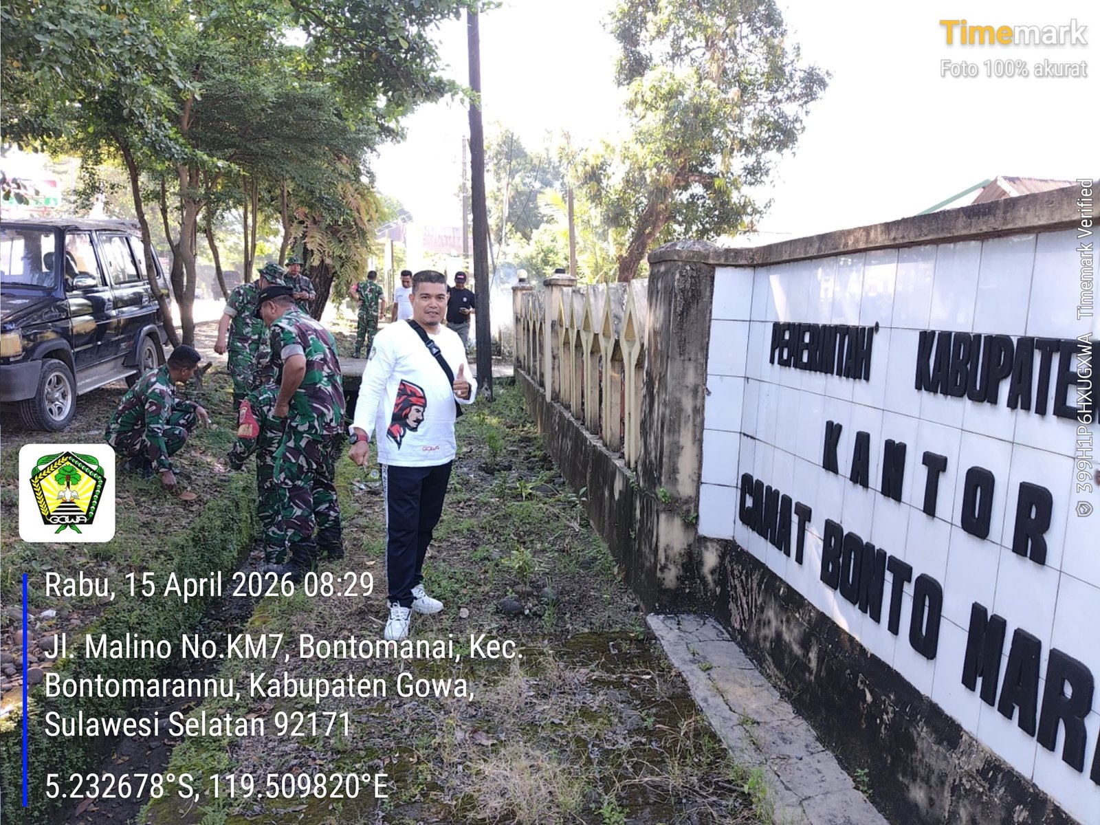 Sinergitas TNI, Polri, dan Pemerintah : Lurah Romang Lompoa Bersama Koramil 03 Bontomarannu Serta Satpol-PP Gelar Kerja Bakti