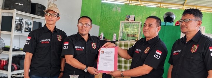 RAPAT KEPENGURUSAN DAN PENYERAHAN MANDAT, CLI DPC MAKASSAR RESMIKAN KETUA BARU