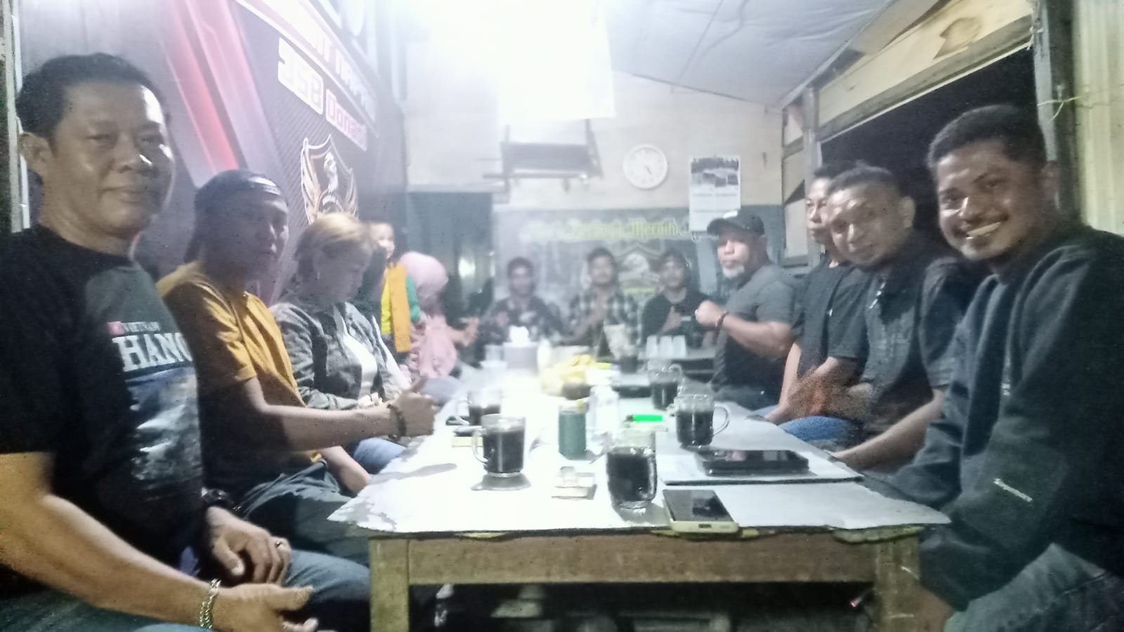 SILATURAHMI 3 KOMUNITAS SOSIAL BERJALAN HIKMAT DI PERGUDANGAN GALANGAN KAPAL* 🤝