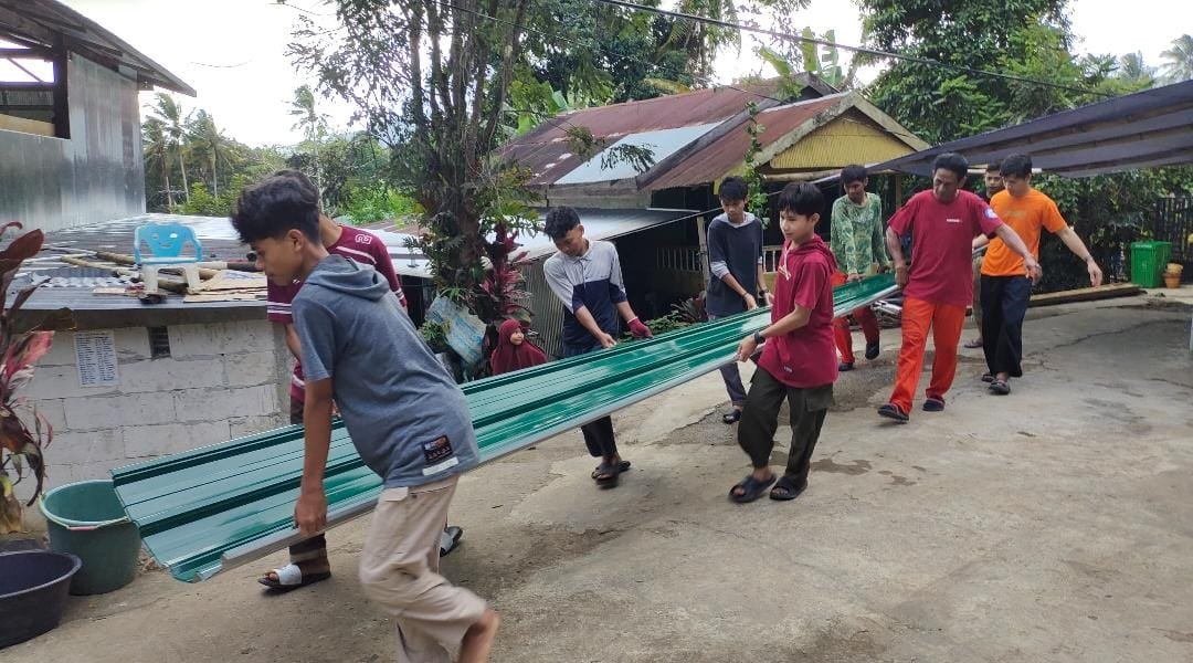 Semangat Gotong Royong Warnai Pembangunan Pondok Pesantren Ukhuwah Islamiyah di Mallawa